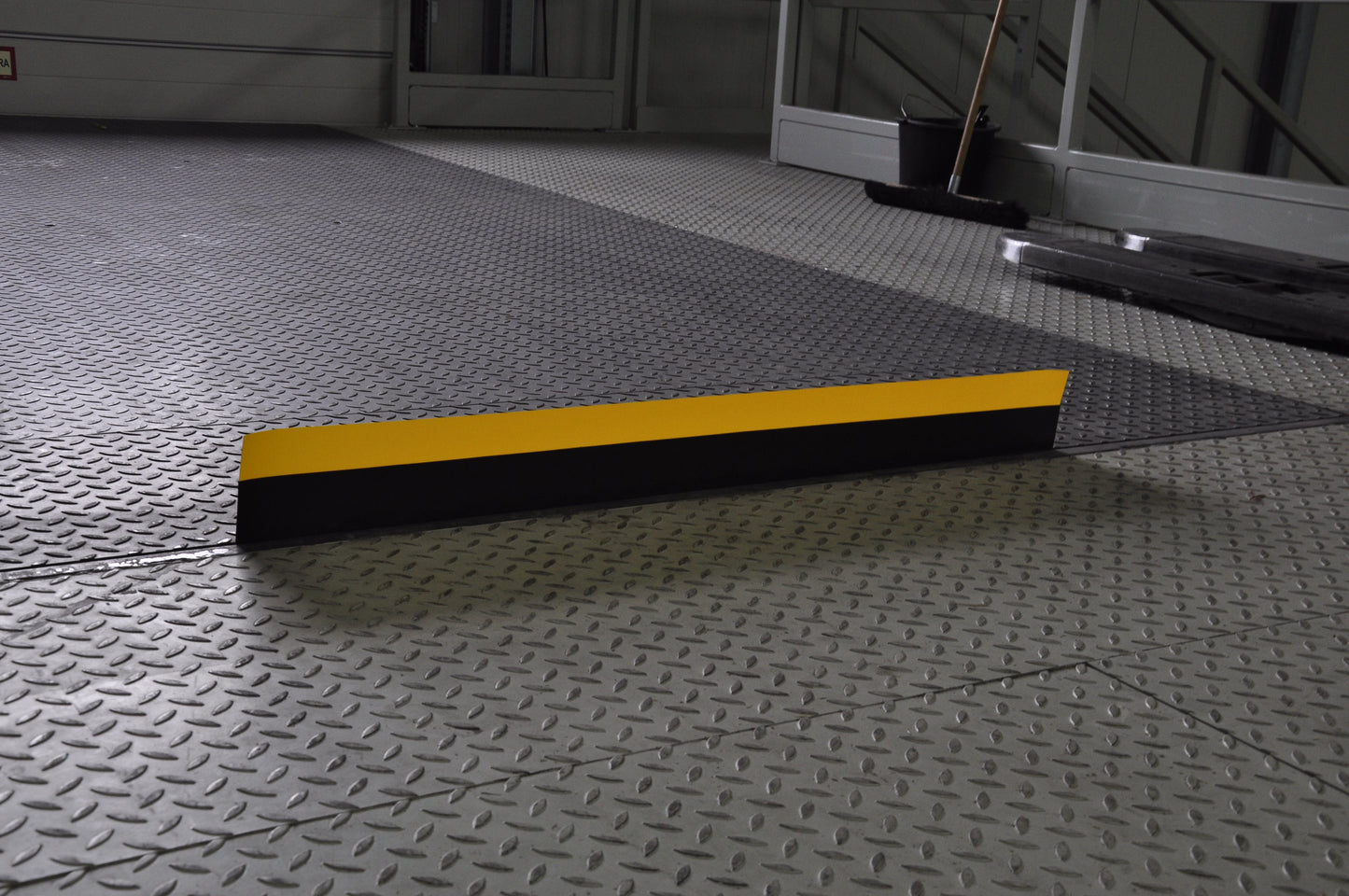 Magnetische Spaltabdichtung (MSA) hinten