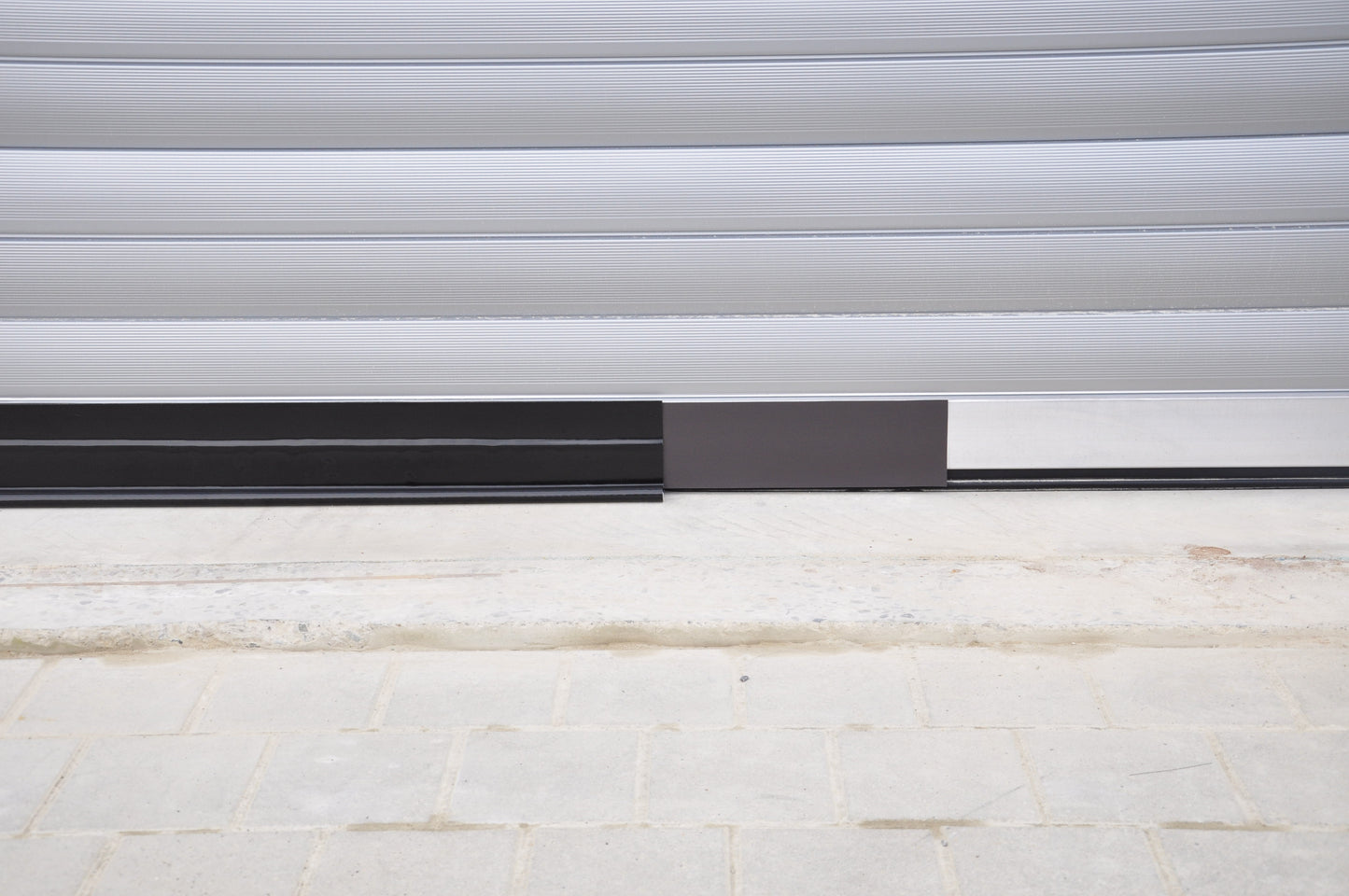 Magnetic Door Seal for non-magnetic doors (MDS)