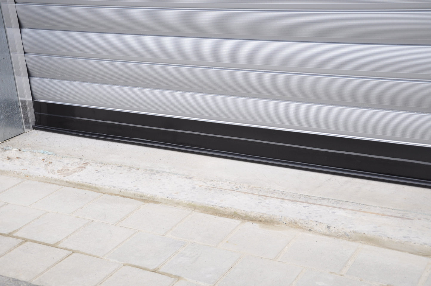 Magnetic Door Seal for non-magnetic doors (MDS)